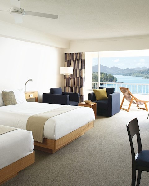 Reef View Hotel Specials Luxury Hotel Hamilton Island